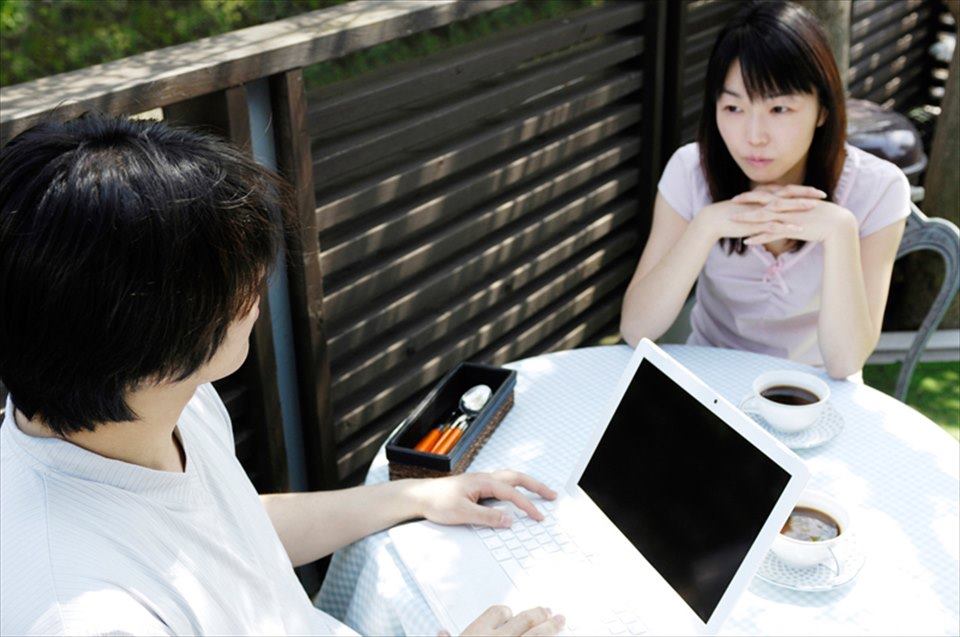 マウスピース矯正で得られる見た目と自信の変化